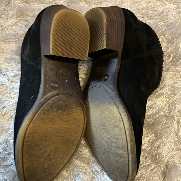 Lucky Brand black suede heeled bootie ankle boots 8.5 - Picture 10 of 11